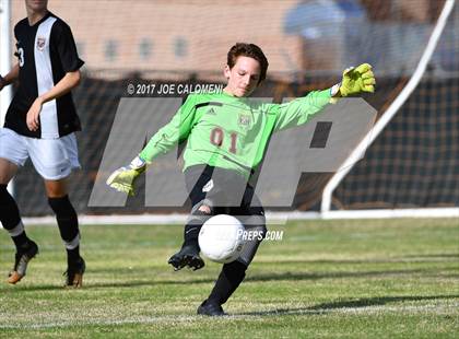 Thumbnail 2 in Churchill vs Holmes photogallery.