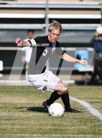 Thumbnail 2 in Churchill vs Holmes photogallery.