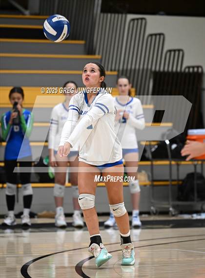 Thumbnail 2 in JV: Marin Catholic @ Branson photogallery.