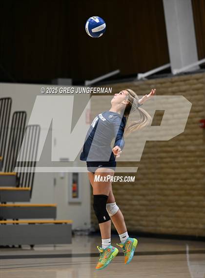 Thumbnail 2 in JV: Marin Catholic @ Branson photogallery.