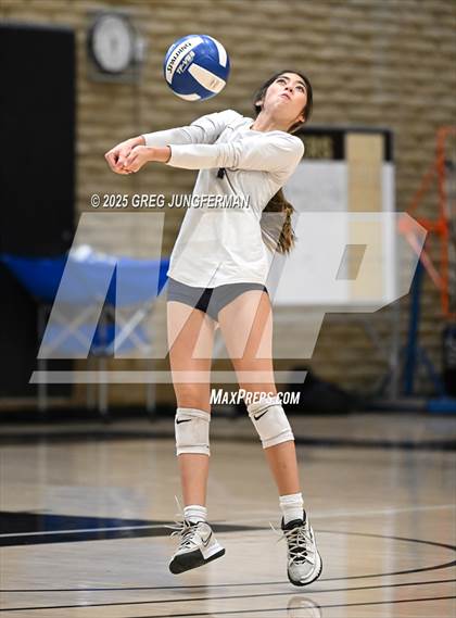 Thumbnail 2 in JV: Marin Catholic @ Branson photogallery.