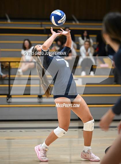 Thumbnail 1 in JV: Marin Catholic @ Branson photogallery.