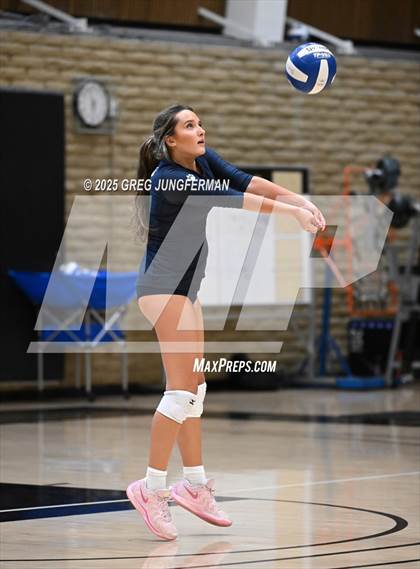 Thumbnail 1 in JV: Marin Catholic @ Branson photogallery.