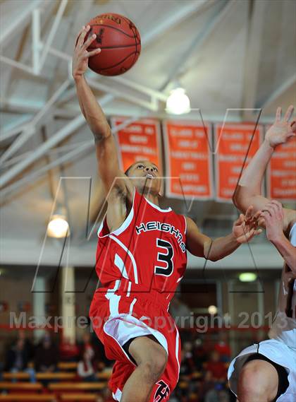 Thumbnail 3 in Blue Valley West vs. Heights (McPherson Invitational) photogallery.