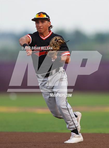 Thumbnail 1 in Aledo @ Centennial Burleson (UIL 5A Region 1 Regional Quarterfinal) photogallery.