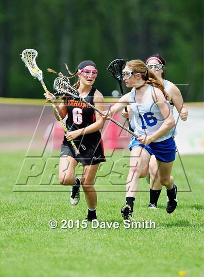 Thumbnail 3 in  Brookfield East/Brookfield Central vs. Verona photogallery.