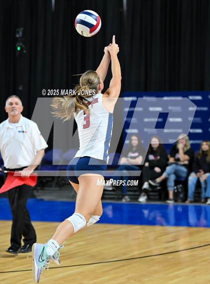 Thumbnail 3 in Salpointe Catholic vs. ALA - Queen Creek (AIA 4A Final) photogallery.