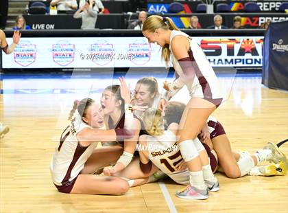 Thumbnail 2 in Salpointe Catholic vs. ALA - Queen Creek (AIA 4A Final) photogallery.