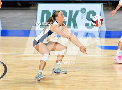 Thumbnail 3 in Salpointe Catholic vs. ALA - Queen Creek (AIA 4A Final) photogallery.