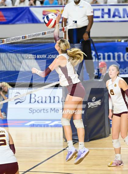 Thumbnail 1 in Salpointe Catholic vs. ALA - Queen Creek (AIA 4A Final) photogallery.