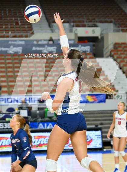 Thumbnail 3 in Salpointe Catholic vs. ALA - Queen Creek (AIA 4A Final) photogallery.