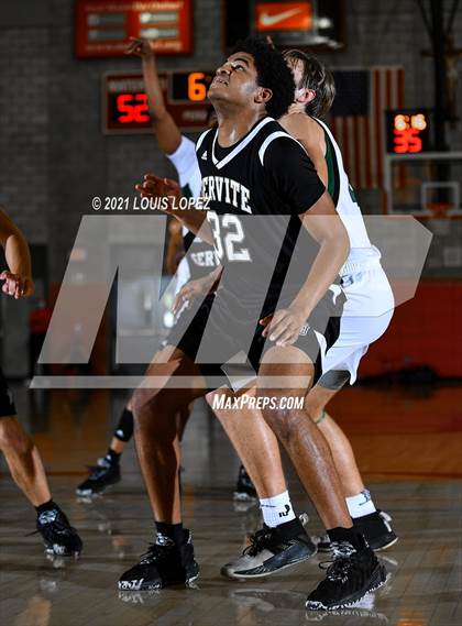 Thumbnail 2 in Servite vs. Fairmont Prep (Mater Dei Extravaganza) photogallery.