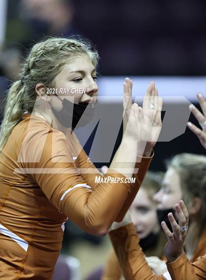 Thumbnail 3 in Windsor vs. Mead (CHSAA 4A Final 4) photogallery.