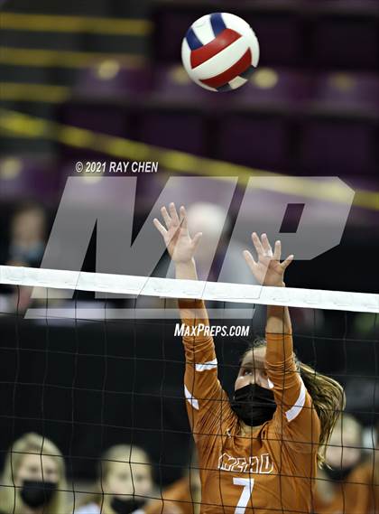 Thumbnail 2 in Windsor vs. Mead (CHSAA 4A Final 4) photogallery.