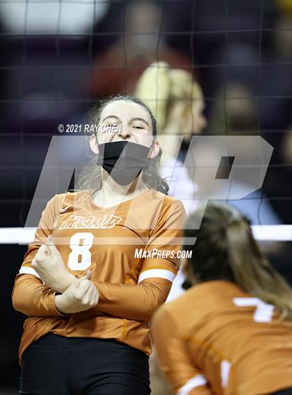 Thumbnail 2 in Windsor vs. Mead (CHSAA 4A Final 4) photogallery.