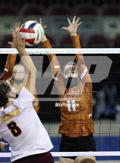 Thumbnail 2 in Windsor vs. Mead (CHSAA 4A Final 4) photogallery.