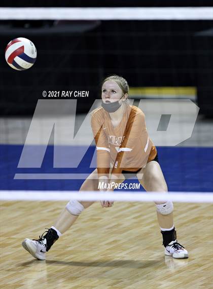 Thumbnail 2 in Windsor vs. Mead (CHSAA 4A Final 4) photogallery.