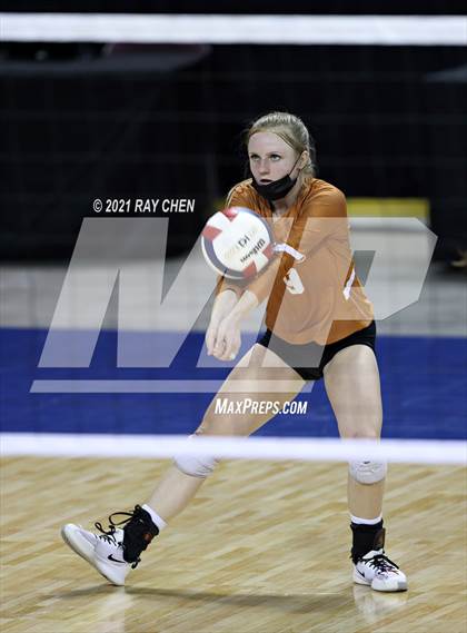 Thumbnail 3 in Windsor vs. Mead (CHSAA 4A Final 4) photogallery.