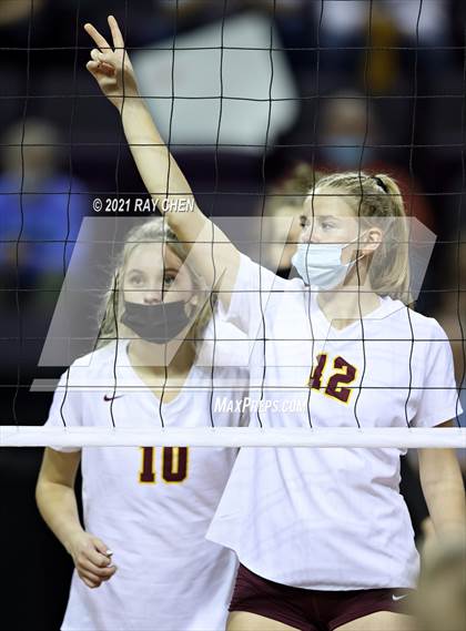 Thumbnail 2 in Windsor vs. Mead (CHSAA 4A Final 4) photogallery.