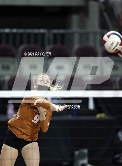 Thumbnail 1 in Windsor vs. Mead (CHSAA 4A Final 4) photogallery.