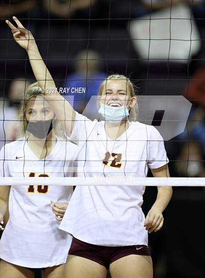 Thumbnail 3 in Windsor vs. Mead (CHSAA 4A Final 4) photogallery.