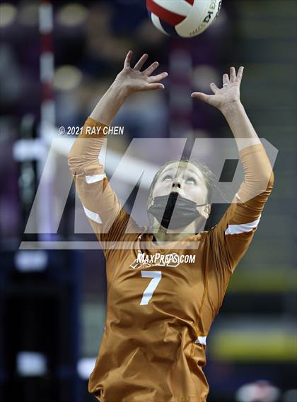 Thumbnail 2 in Windsor vs. Mead (CHSAA 4A Final 4) photogallery.