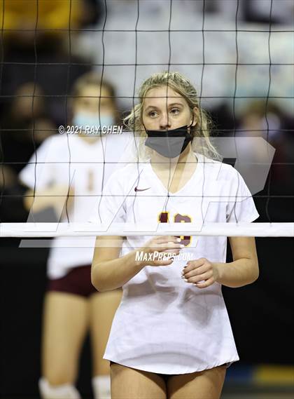 Thumbnail 2 in Windsor vs. Mead (CHSAA 4A Final 4) photogallery.