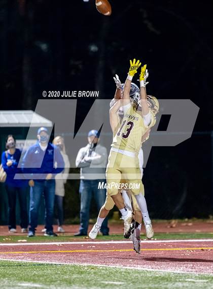 Thumbnail 3 in Brebeuf Jesuit Preparatory vs Indianapolis Bishop Chatard (IHSAA 3A Sectional Final) photogallery.