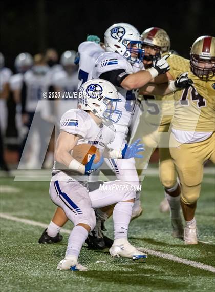 Thumbnail 1 in Brebeuf Jesuit Preparatory vs Indianapolis Bishop Chatard (IHSAA 3A Sectional Final) photogallery.