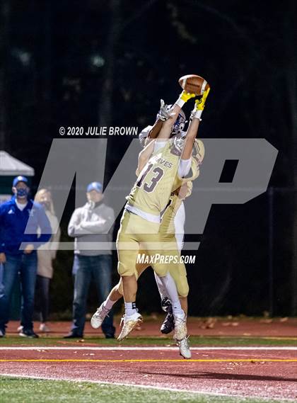 Thumbnail 1 in Brebeuf Jesuit Preparatory vs Indianapolis Bishop Chatard (IHSAA 3A Sectional Final) photogallery.