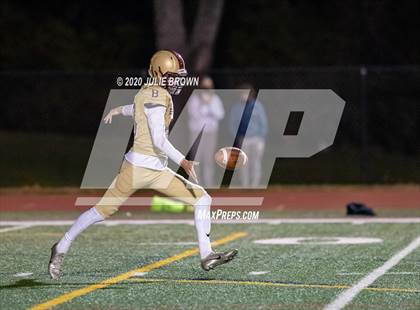 Thumbnail 3 in Brebeuf Jesuit Preparatory vs Indianapolis Bishop Chatard (IHSAA 3A Sectional Final) photogallery.
