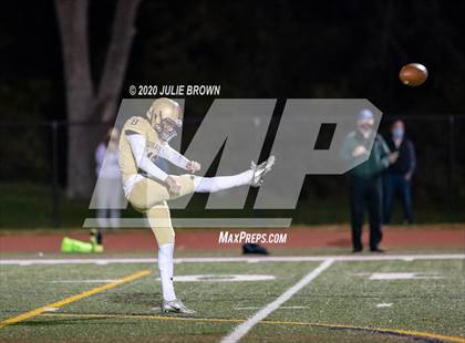 Thumbnail 1 in Brebeuf Jesuit Preparatory vs Indianapolis Bishop Chatard (IHSAA 3A Sectional Final) photogallery.