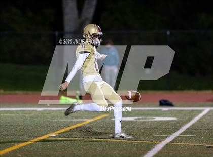 Thumbnail 2 in Brebeuf Jesuit Preparatory vs Indianapolis Bishop Chatard (IHSAA 3A Sectional Final) photogallery.