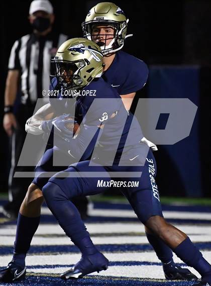 Thumbnail 2 in Servite @ St. John Bosco photogallery.