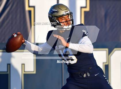 Thumbnail 2 in Servite @ St. John Bosco photogallery.