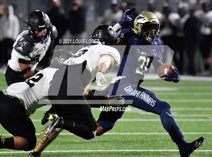 Thumbnail 2 in Servite @ St. John Bosco photogallery.