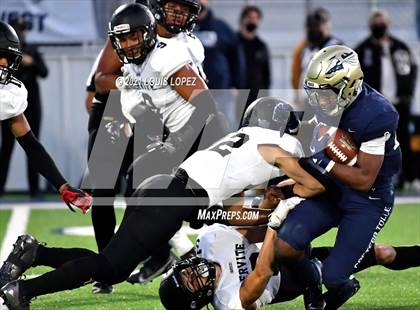 Thumbnail 2 in Servite @ St. John Bosco photogallery.