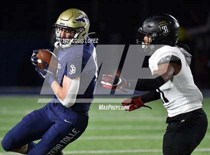 Thumbnail 3 in Servite @ St. John Bosco photogallery.