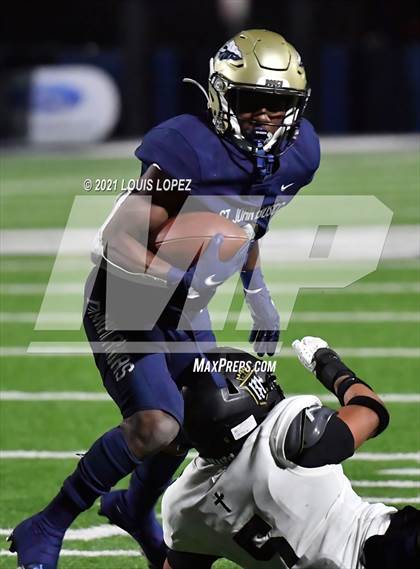 Thumbnail 2 in Servite @ St. John Bosco photogallery.