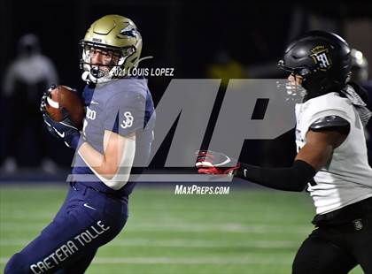 Thumbnail 2 in Servite @ St. John Bosco photogallery.