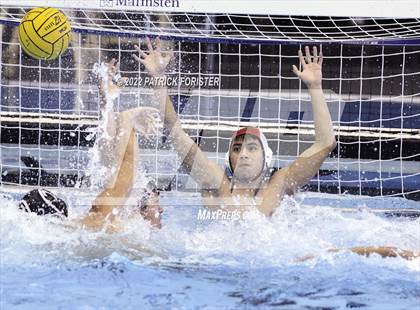 Thumbnail 2 in Pharr-San Juan-Alamo North vs. Clark (UIL 6A Region 4 Semifinal) photogallery.