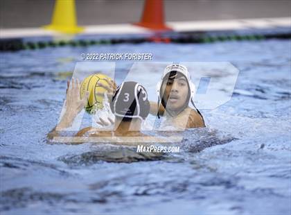 Thumbnail 2 in Pharr-San Juan-Alamo North vs. Clark (UIL 6A Region 4 Semifinal) photogallery.