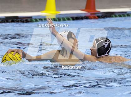 Thumbnail 1 in Pharr-San Juan-Alamo North vs. Clark (UIL 6A Region 4 Semifinal) photogallery.