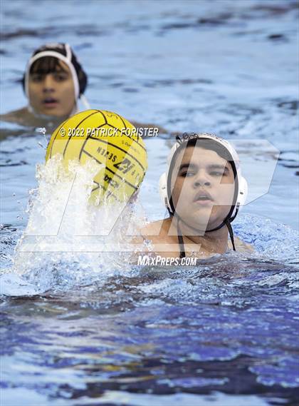 Thumbnail 2 in Pharr-San Juan-Alamo North vs. Clark (UIL 6A Region 4 Semifinal) photogallery.