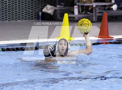 Thumbnail 1 in Pharr-San Juan-Alamo North vs. Clark (UIL 6A Region 4 Semifinal) photogallery.