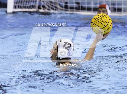 Thumbnail 1 in Pharr-San Juan-Alamo North vs. Clark (UIL 6A Region 4 Semifinal) photogallery.