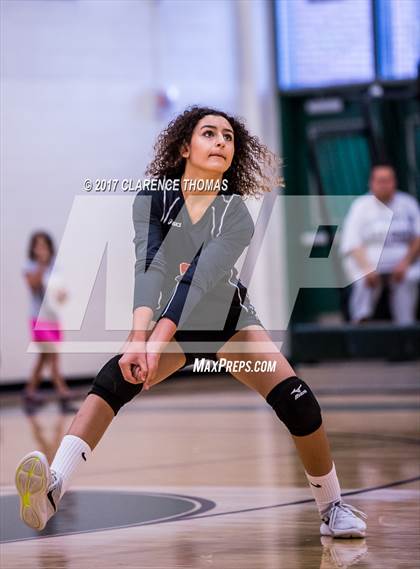 Thumbnail 1 in Heritage @ Loudoun Valley photogallery.
