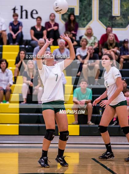 Thumbnail 2 in Heritage @ Loudoun Valley photogallery.