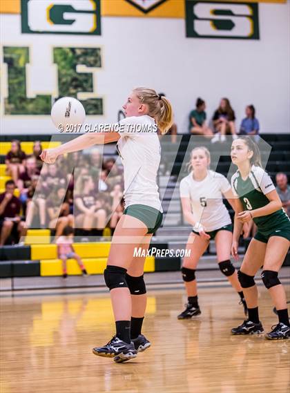 Thumbnail 3 in Heritage @ Loudoun Valley photogallery.