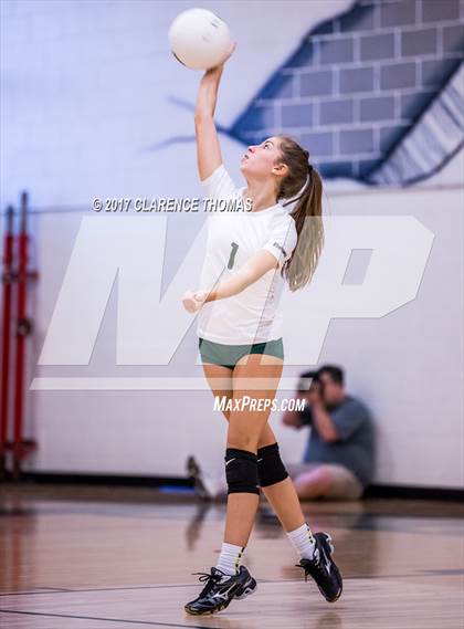 Thumbnail 2 in Heritage @ Loudoun Valley photogallery.